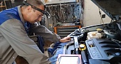 Jeep Compass - наступило лето - ремонтируем проводку электровентиляторов охлаждения радиатора.